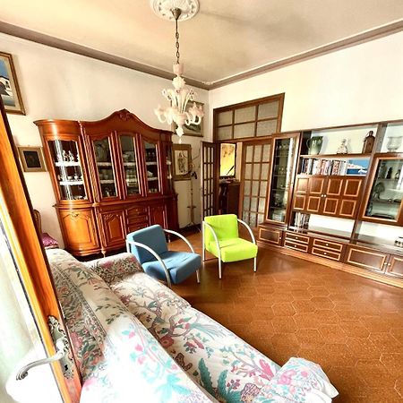 Casa Ave Villa Viareggio Exterior photo
