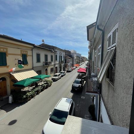 Casa Ave Villa Viareggio Exterior photo